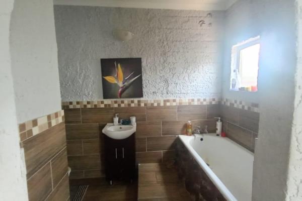4 Bedroom Property for Sale in Orkney North West